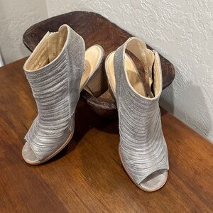 Paul Green Shimmering Silver Open-Toe Heels